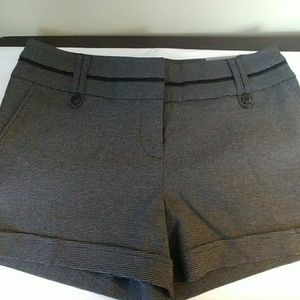 NWT Maurices short